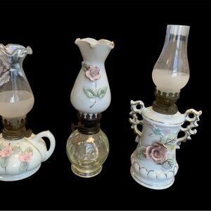 Vintage Floral Oil Lamps Set